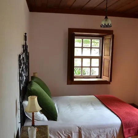 Casa Dos Tres Rapazes Santo Tirso